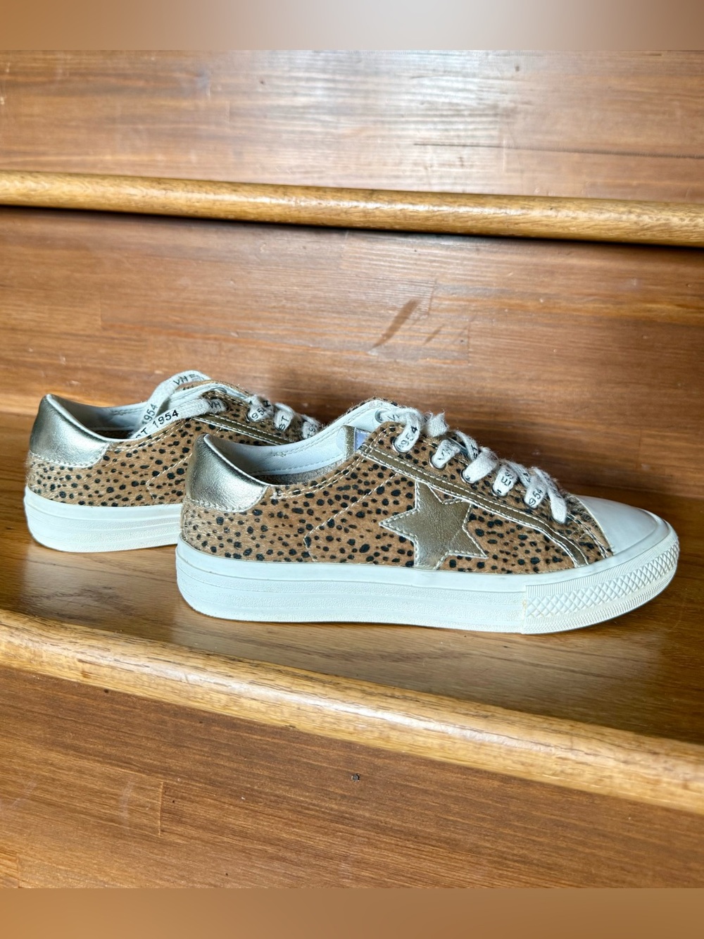 Vintage Havana Gold Leopard Print Platform Sneaker - Women’s Size 5.5